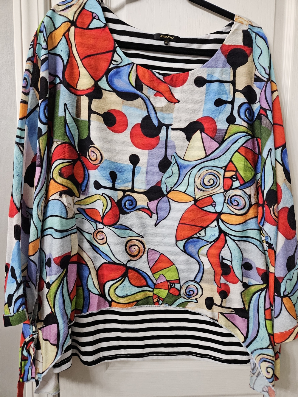 Multicolor Abstract Print Scoop Neck Women's Top